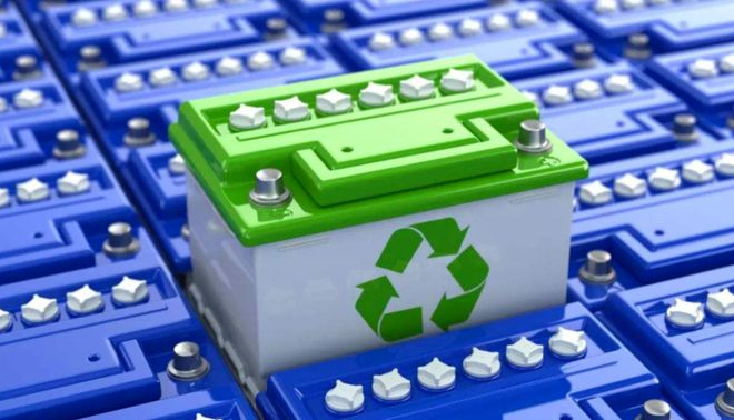 What's the difference between a water battery and a lead-acid battery?