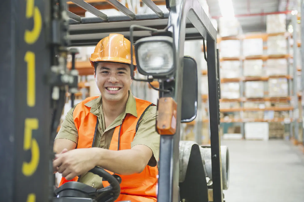 The application and daily maintenance knowledge of forklift in the industrial field